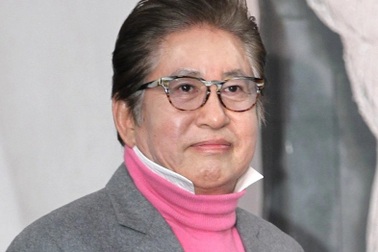 Tình trẻ rút đơn kiện tài tử 76 tuổi ép bạn gái phá thai