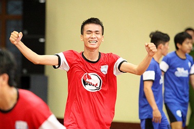 Đại học Công Nghiệp vô địch bóng đá trong nhà, giải thể thao sinh viên 2015