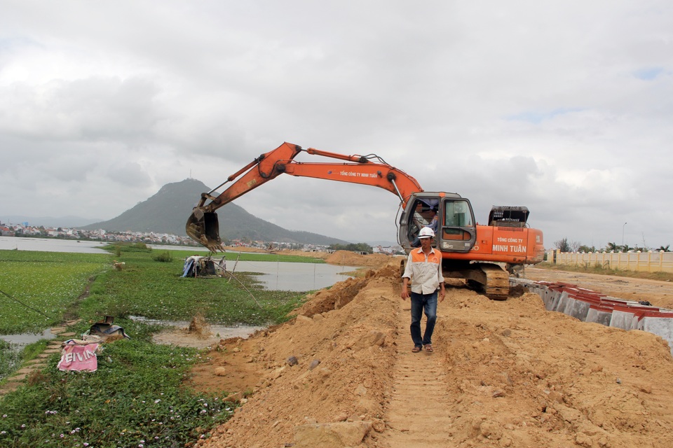 Hàng trăm hộ dân nguy cơ mất chén cơm được hỗ trợ hơn 2,1 tỷ đồng - 4 Hàng trăm hộ dân nguy cơ mất chén cơm được hỗ trợ hơn 2,1 tỷ đồng - 4