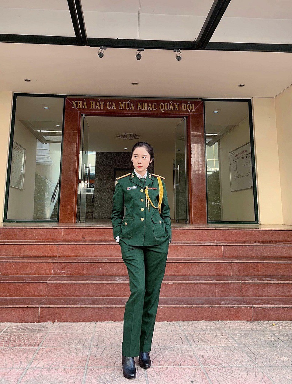 Những bóng hồng đẹp tựa thiên thần của ĐH Văn hóa Nghệ thuật Quân đội - 8 Những bóng hồng đẹp tựa thiên thần của ĐH Văn hóa Nghệ thuật Quân đội - 8