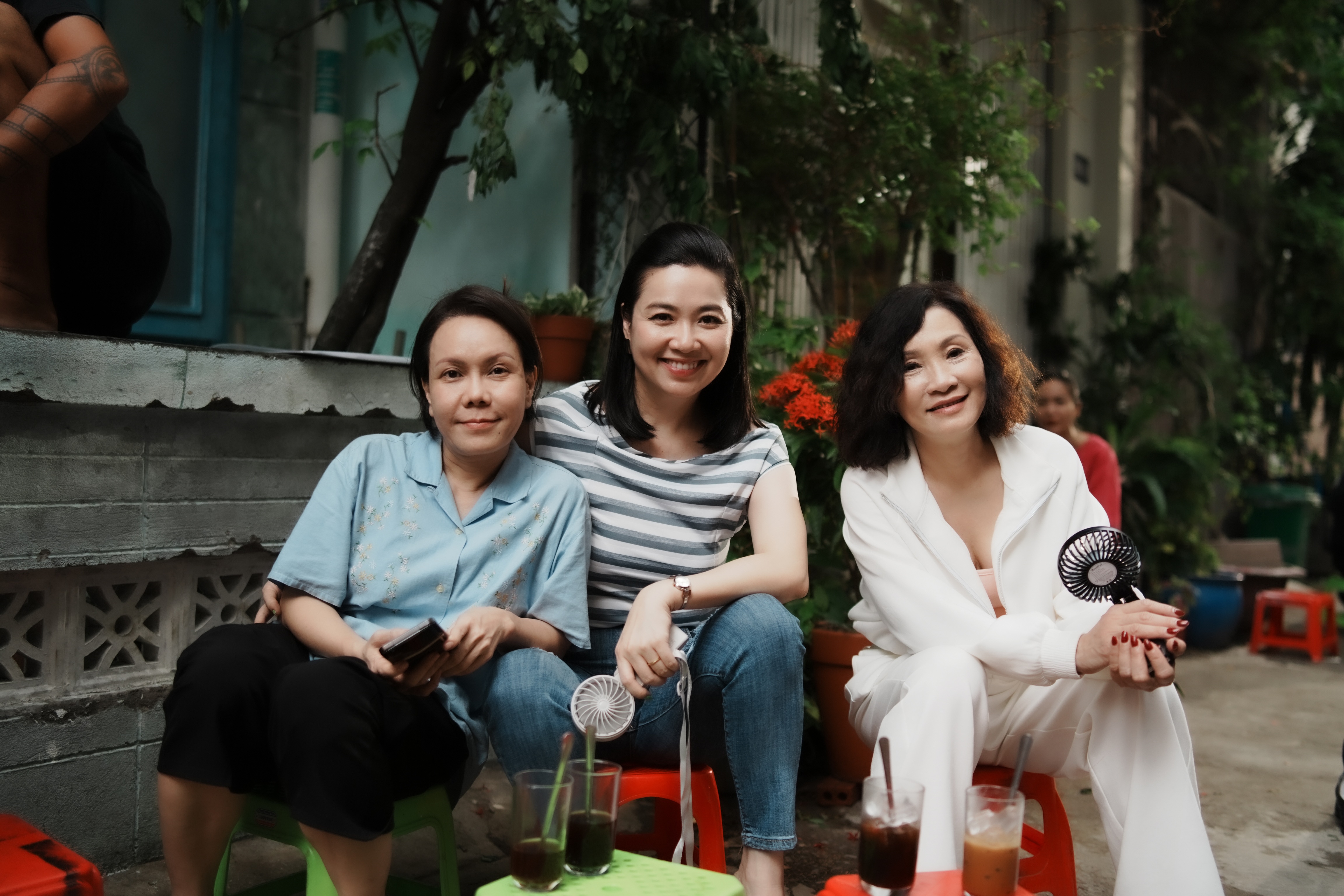 Nghệ sĩ Hồng Đào áp lực khi đóng phim của Khương Ngọc - 1