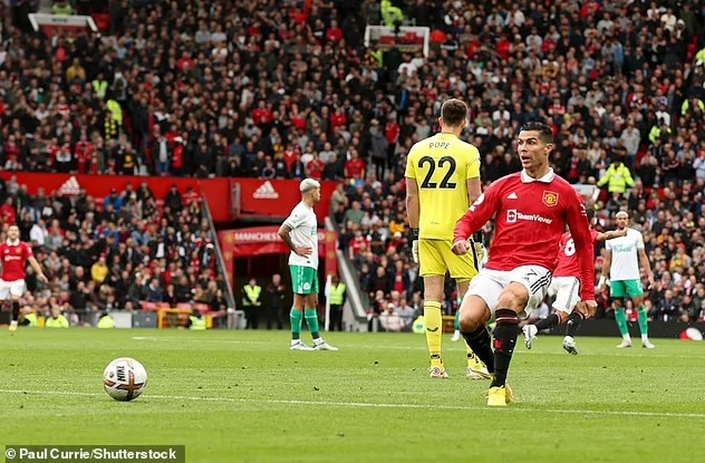 Bị chê sở hữu hàng công cùn, HLV Erik Ten Hag lên tiếng đáp trả - 1 Bị chê sở hữu hàng công cùn, HLV Erik Ten Hag lên tiếng đáp trả - 1