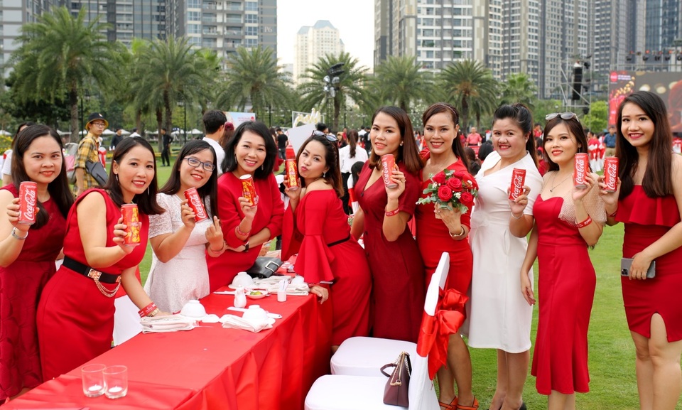 Bàn tiệc Tết dài nhất Châu Á: Không chỉ là một kỷ lục! - 2