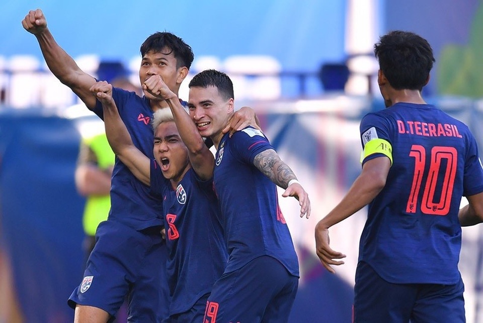 Thái Lan bất ngờ chạy đua đăng cai vòng loại World Cup 2022 với Việt Nam - 1 Thái Lan bất ngờ chạy đua đăng cai vòng loại World Cup 2022 với Việt Nam - 1