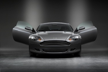 Aston Martin DB9 được yêu thích nhất tại Anh