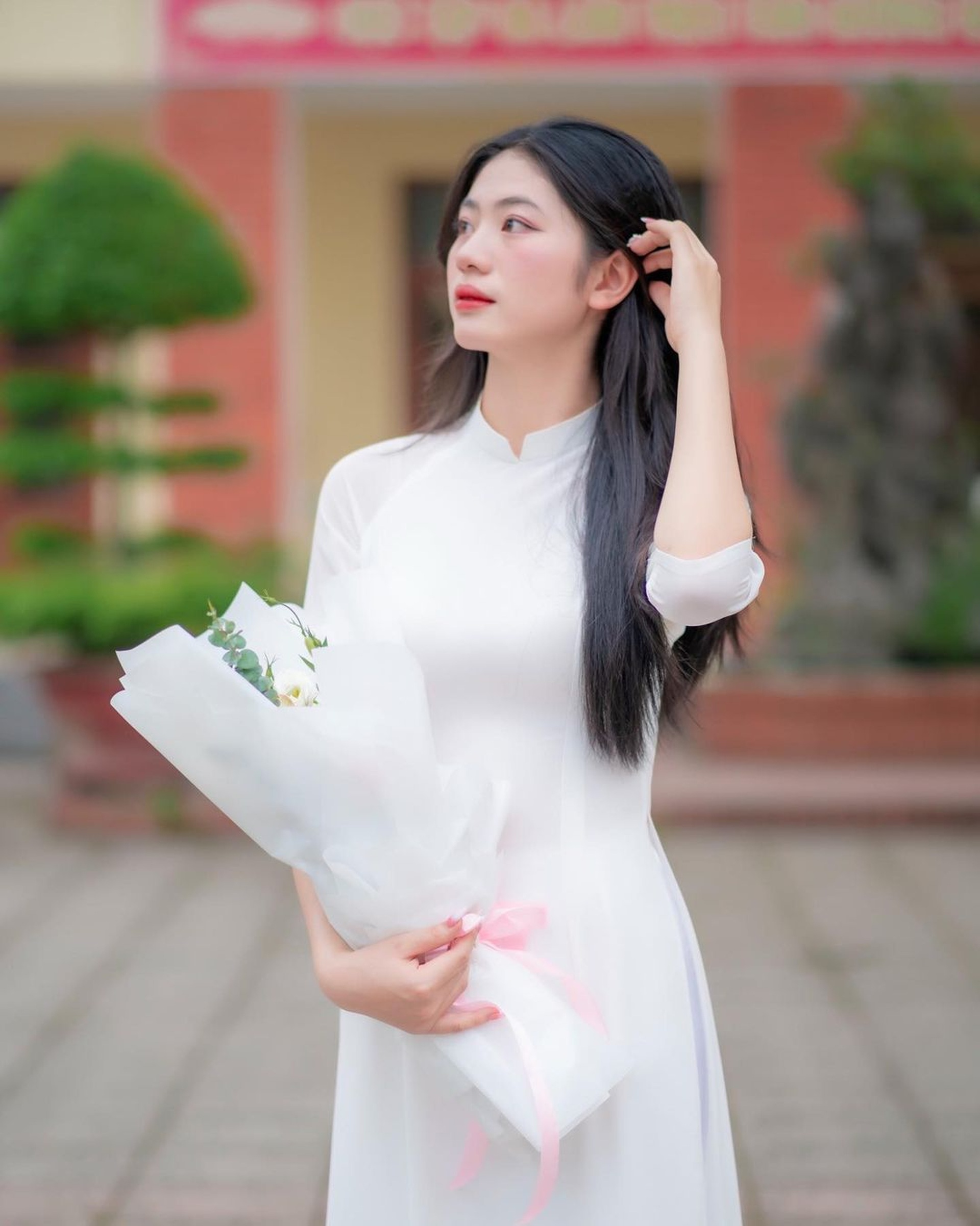 Những bóng hồng nổi bật tại lễ kỷ niệm 70 năm chiến thắng Điện Biên Phủ - 10 Những bóng hồng nổi bật tại lễ kỷ niệm 70 năm chiến thắng Điện Biên Phủ - 10