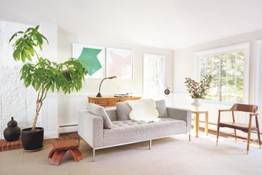 5 cách biến gầm ghế sofa thành tiện ích vàng