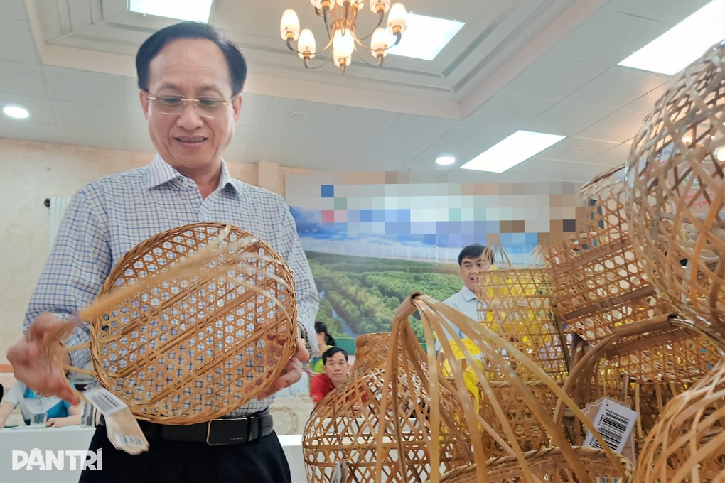 Đừng để sản phẩm OCop công nhận rồi nằm đó, không ai biết đến - 1 Đừng để sản phẩm OCop công nhận rồi nằm đó, không ai biết đến - 1