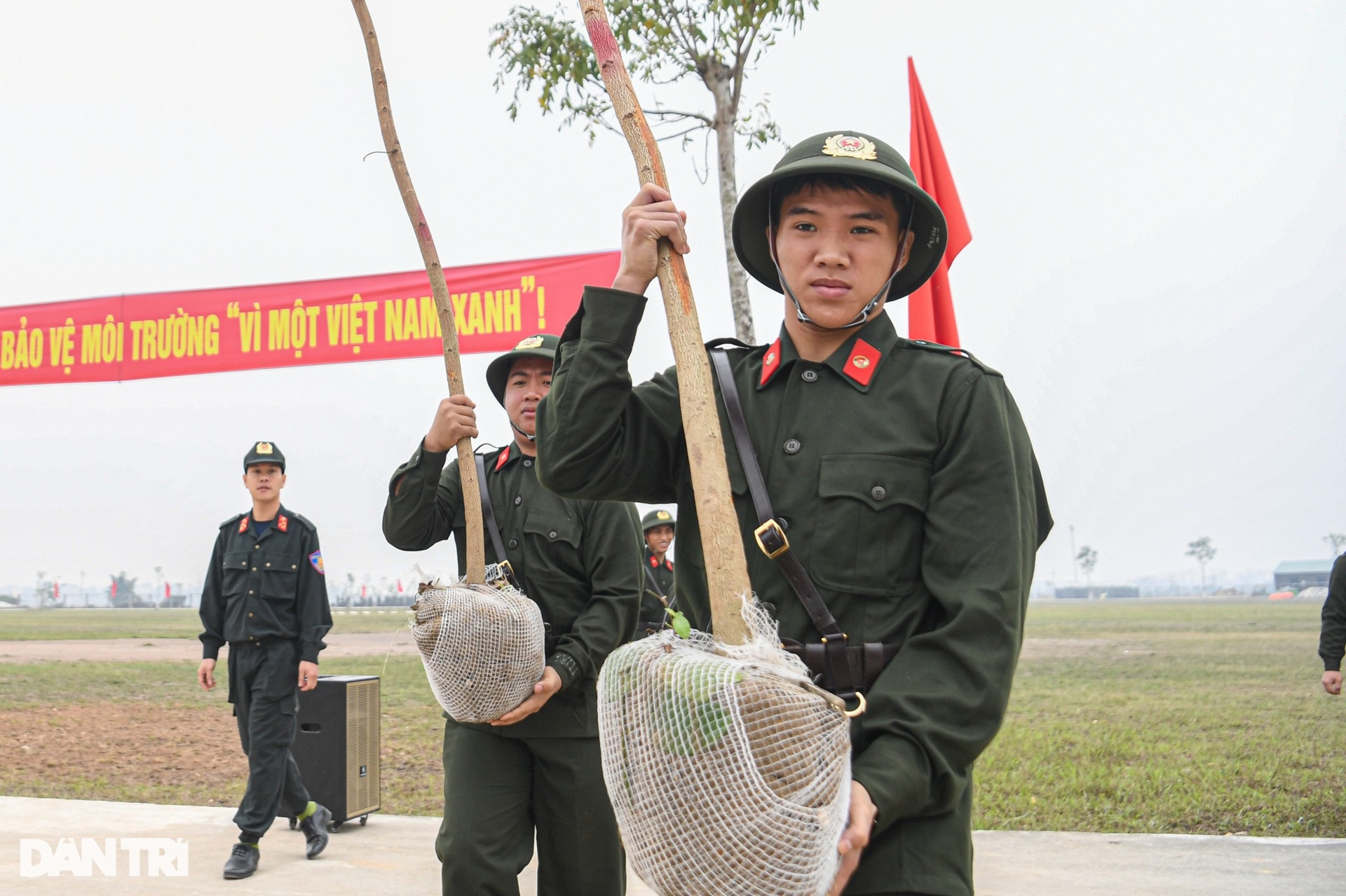 Hơn 15.000 tân binh Cảnh sát cơ động bước vào khóa huấn luyện - 16 Hơn 15.000 tân binh Cảnh sát cơ động bước vào khóa huấn luyện - 16