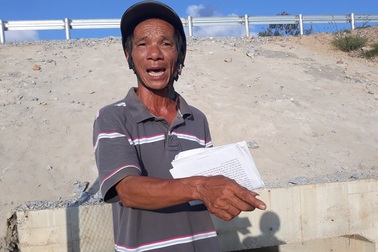 Chưa đồng ý khen thưởng lão nông tố cáo sai phạm của nhà thầu Trung Quốc