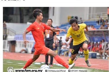 Báo Malaysia bất ngờ mỉa mai bóng đá trẻ Việt Nam