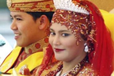 Đám cưới xa hoa của con gái Quốc vương Brunei
