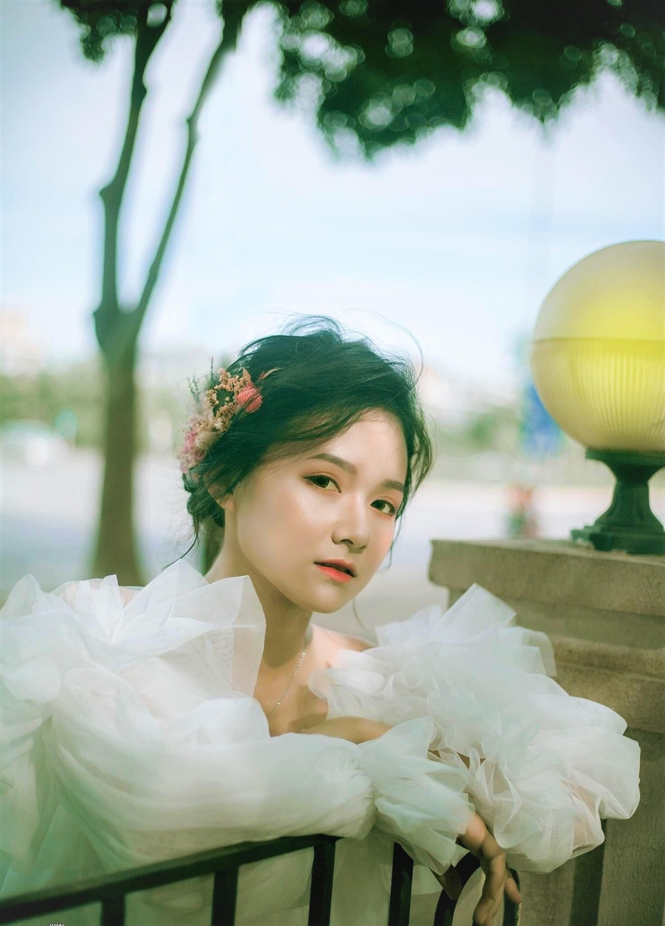 Nữ sinh trường ĐH Thương mại đáng yêu với khuôn mặt bầu bĩnh như bánh bao - 6 Nữ sinh trường ĐH Thương mại đáng yêu với khuôn mặt bầu bĩnh như bánh bao - 6