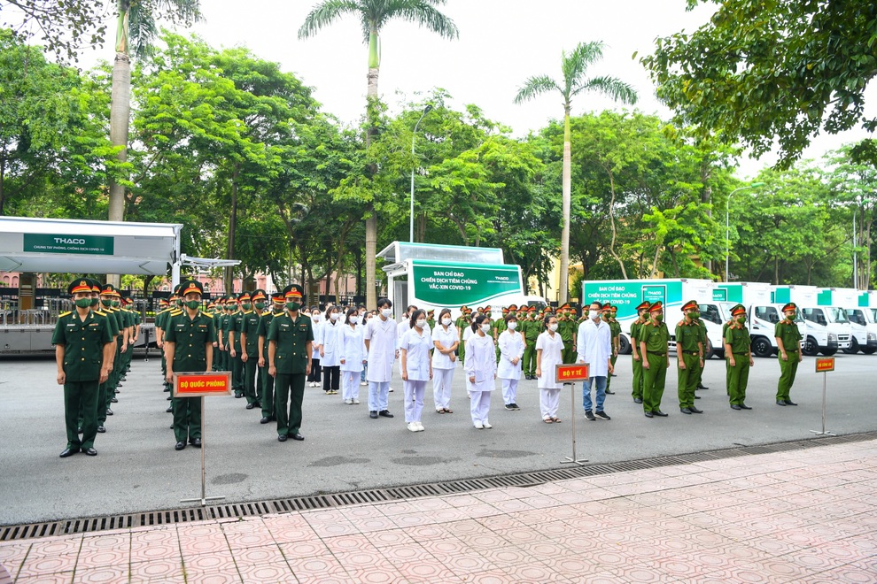 Thủ tướng phát động chiến dịch tiêm chủng vắc xin Covid-19 toàn quốc - 1 Thủ tướng phát động chiến dịch tiêm chủng vắc xin Covid-19 toàn quốc - 1