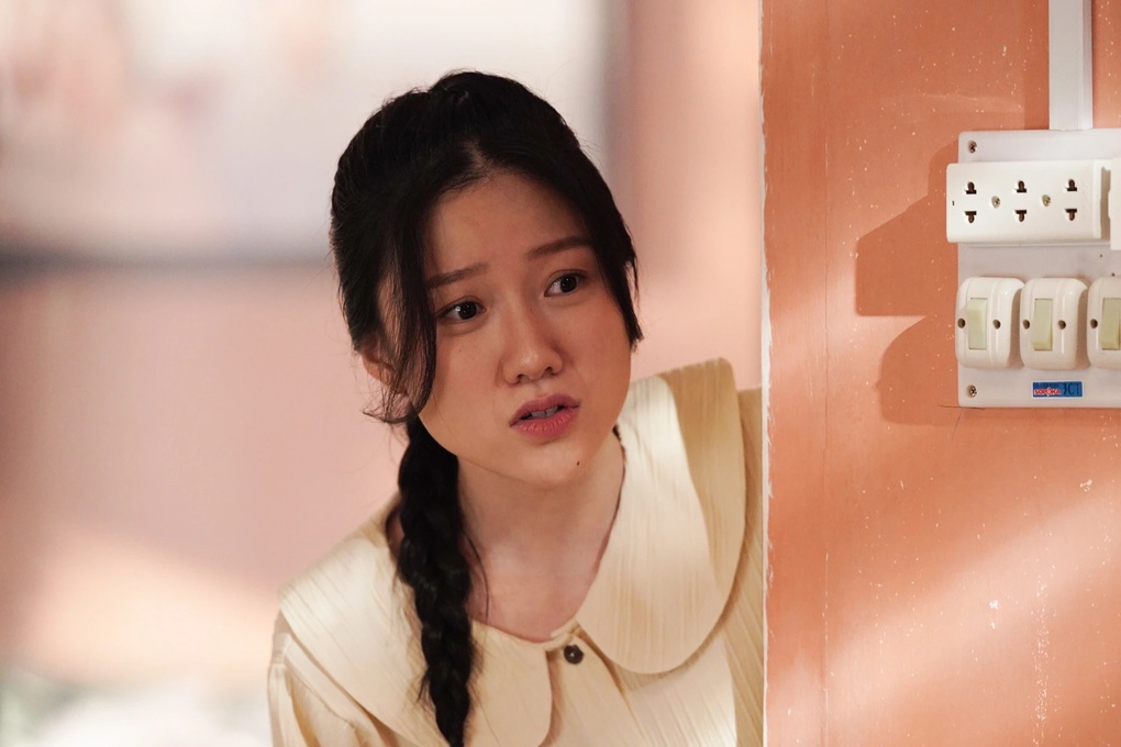 Uyển Ân - em gái Trấn Thành: Nàng mũm mĩm hóa mỹ nhân sau 4 năm vào showbiz - 1 Uyển Ân - em gái Trấn Thành: Nàng mũm mĩm hóa mỹ nhân sau 4 năm vào showbiz - 1