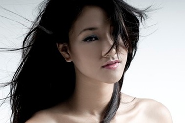 Maya sốc khi biết Ngọc Hiền bị chém