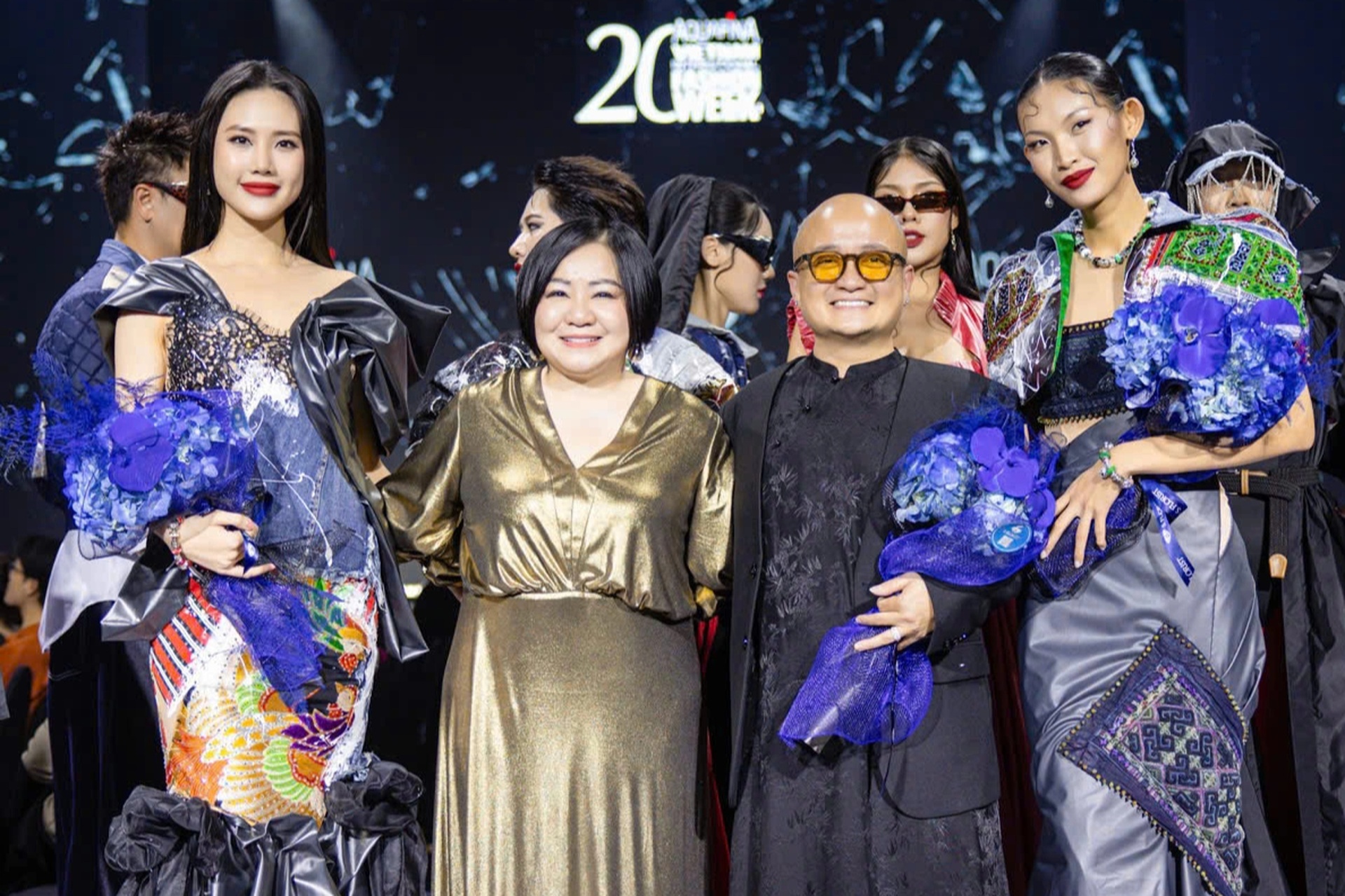 NSƯT Kim Xuyến 80 tuổi trình diễn thời trang, tự trang điểm và làm tóc - 15