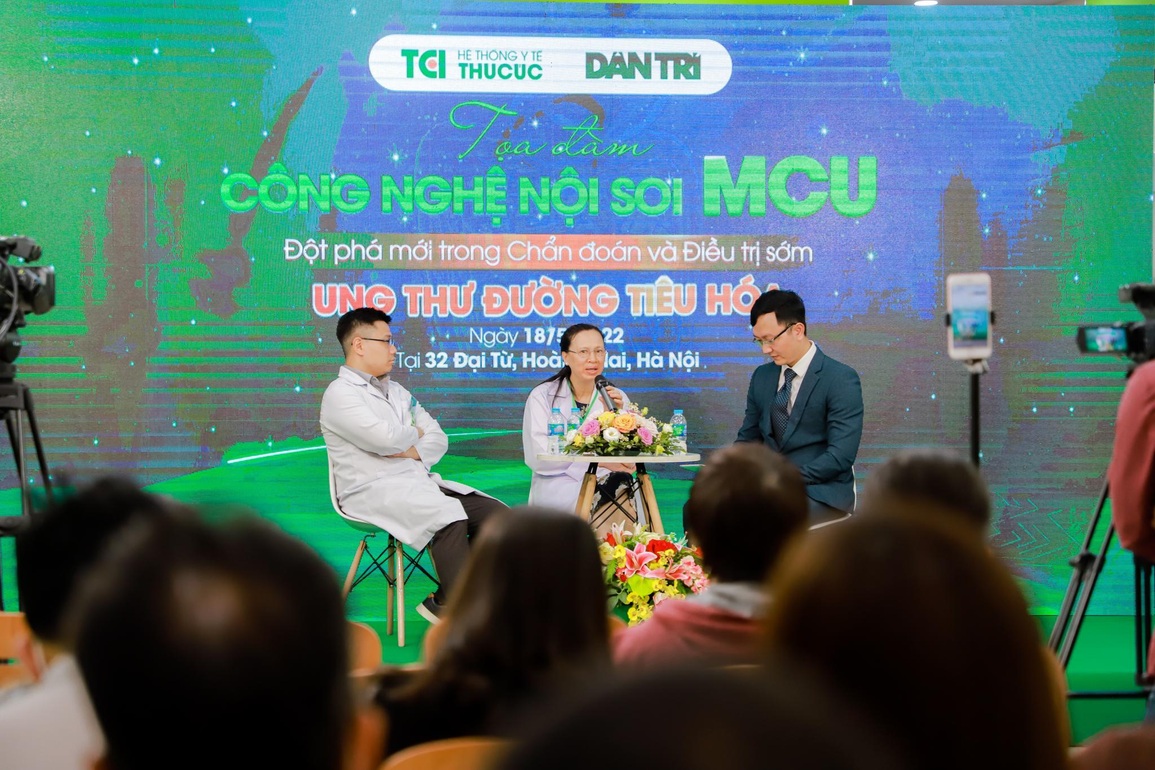Tình cờ xử gọn ung thư sớm trong một lần nội soi đại tràng - 1 Tình cờ xử gọn ung thư sớm trong một lần nội soi đại tràng - 1