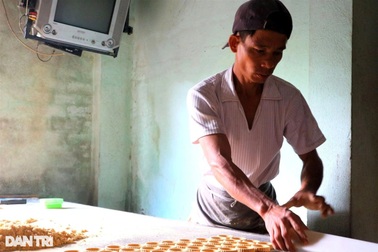 Làng bánh in truyền thống vẫn đỏ lửa dù bị ảnh hưởng dịch Covid-19