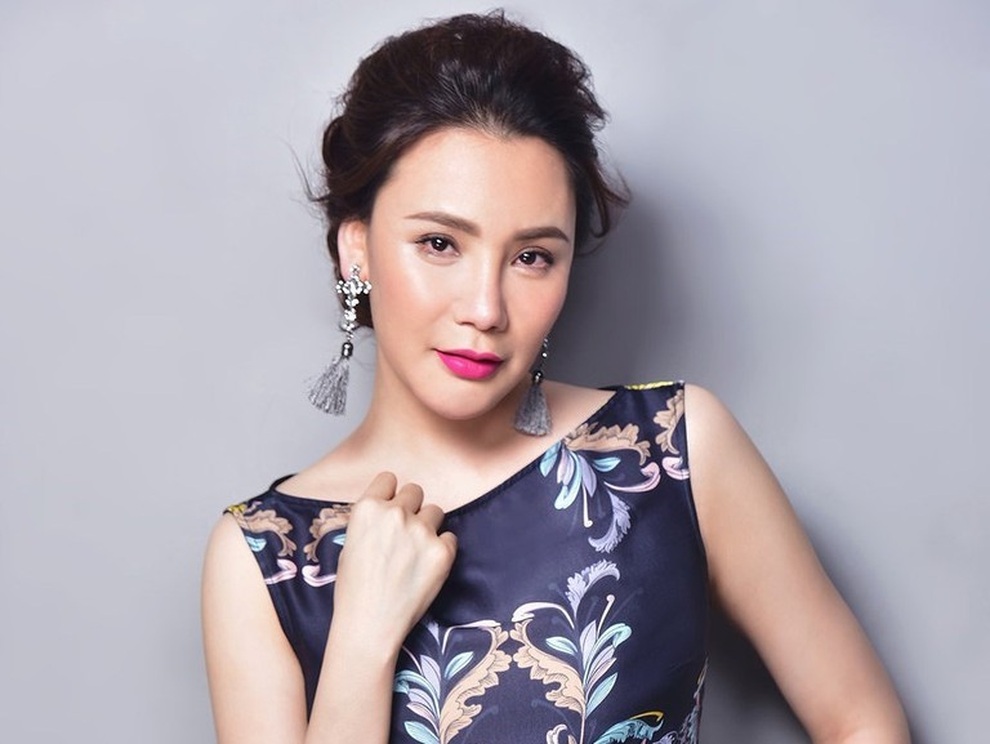 Hồ Quỳnh Hương và những nghệ sĩ nổi tiếng lui về ở ẩn làm giáo viên - 1 Hồ Quỳnh Hương và những nghệ sĩ nổi tiếng lui về ở ẩn làm giáo viên - 1