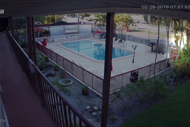 Choáng với tình huống xe Kia Sedona đâm xe Audi A3 lăn lông lốc