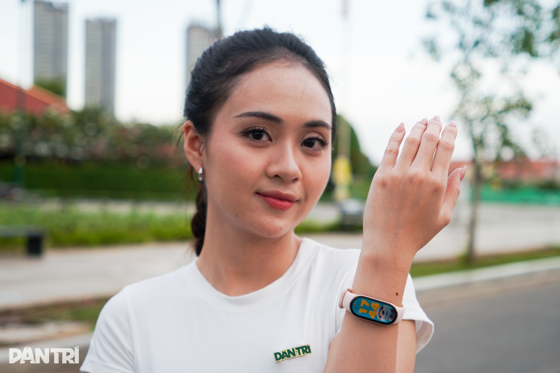 Đánh giá vòng đeo tay thông minh Xiaomi Smart Band 10: Dành cho ai? - 9 Đánh giá vòng đeo tay thông minh Xiaomi Smart Band 10: Dành cho ai? - 9