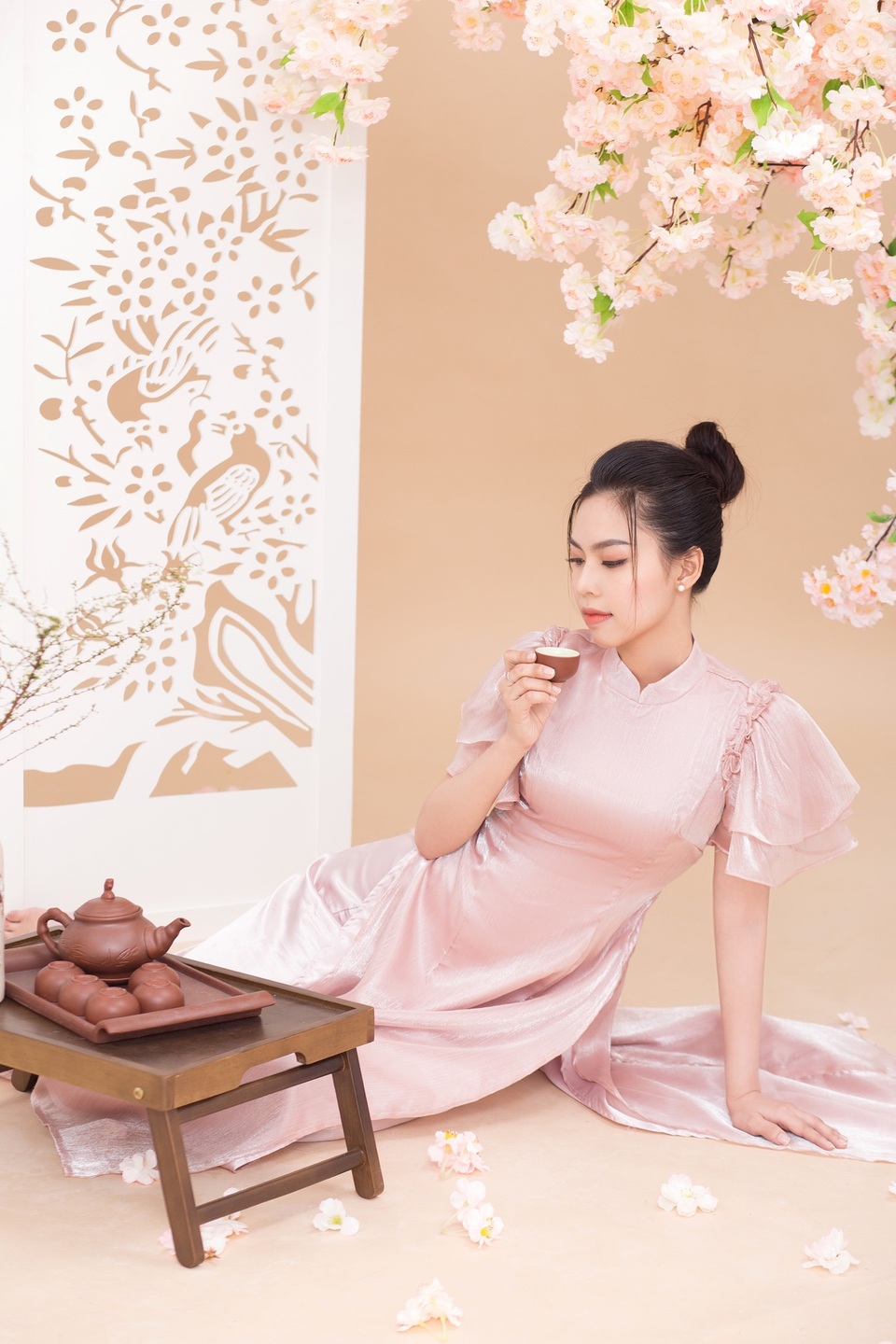 Á khôi Đặng Huỳnh Như: Giữ văn hóa Tết là điều quan trọng - 9 Á khôi Đặng Huỳnh Như: Giữ văn hóa Tết là điều quan trọng - 9