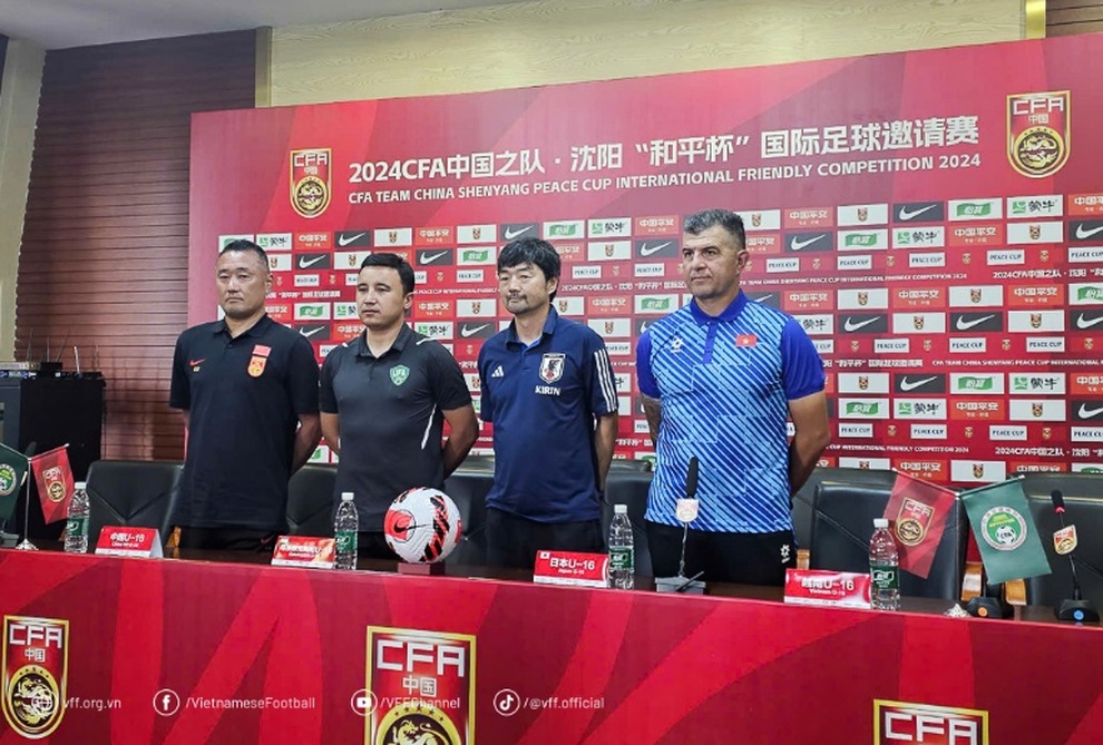 HLV Cristiano Roland: U16 Việt Nam nỗ lực thắng U16 Trung Quốc - 1 HLV Cristiano Roland: U16 Việt Nam nỗ lực thắng U16 Trung Quốc - 1