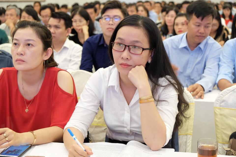 Tiếp tục tinh giản nội dung chương trình phổ thông hiện hành trên toàn quốc - 1 Tiếp tục tinh giản nội dung chương trình phổ thông hiện hành trên toàn quốc - 1