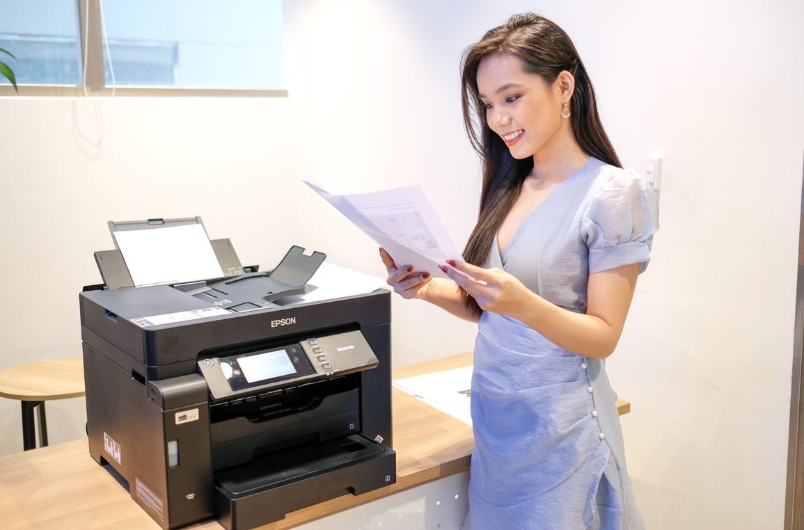 Trải nghiệm Epson EcoTank M15180: Máy in đen trắng đa năng đáng sở hữu hiện nay - 6 Trải nghiệm Epson EcoTank M15180: Máy in đen trắng đa năng đáng sở hữu hiện nay - 6
