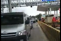 Ngày đầu thu phí, trạm BOT tại Đắk Lắk bị dân phản đối