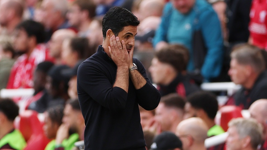 Thủ thành Arsenal tiết lộ bất ngờ về bàn thua cuối trận trước Liverpool - 2