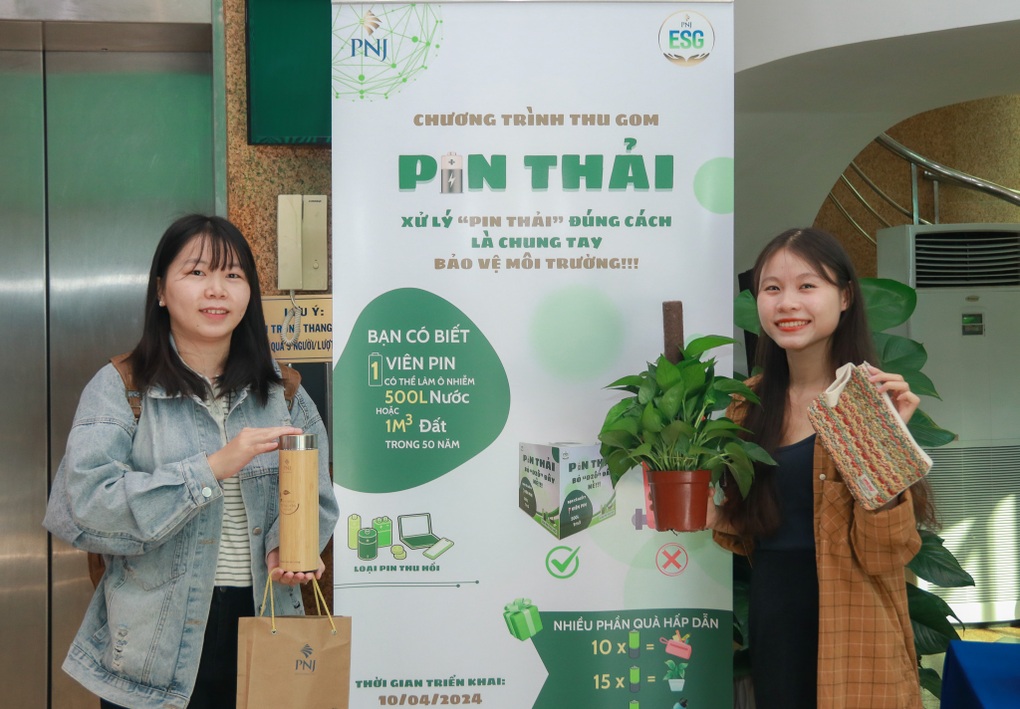 PNJ được vinh danh Doanh nghiệp xanh TPHCM năm 2024 - 3 PNJ được vinh danh Doanh nghiệp xanh TPHCM năm 2024 - 3