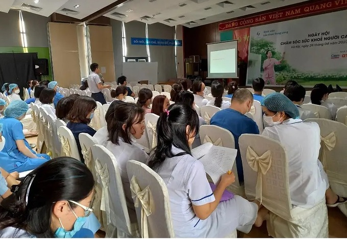 Công ty Cổ phần Quốc tế BHL Group huấn luyện ATVSLĐ tại Bệnh viện Lão khoa Trung ương, TP Hà Nội.