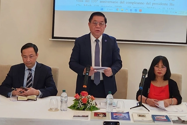 Tô thắm thêm những dấu ấn của Chủ tịch Hồ Chí Minh tại Italia