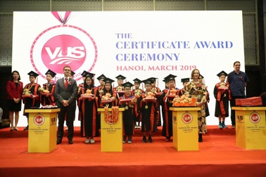 Có gì đặc biệt ở hệ thống Anh ngữ đạt Kỷ lục Việt Nam tại chi nhánh Hà Nội?