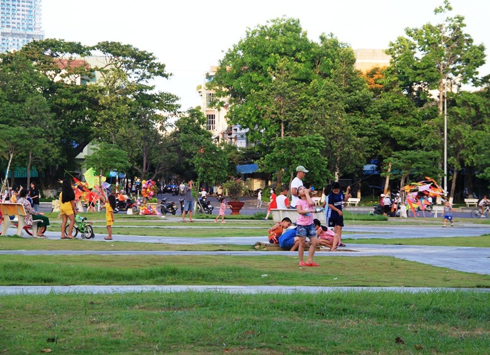 Bình Định “nới lỏng” hoạt động kinh doanh dịch vụ sau thời gian cách ly - 2