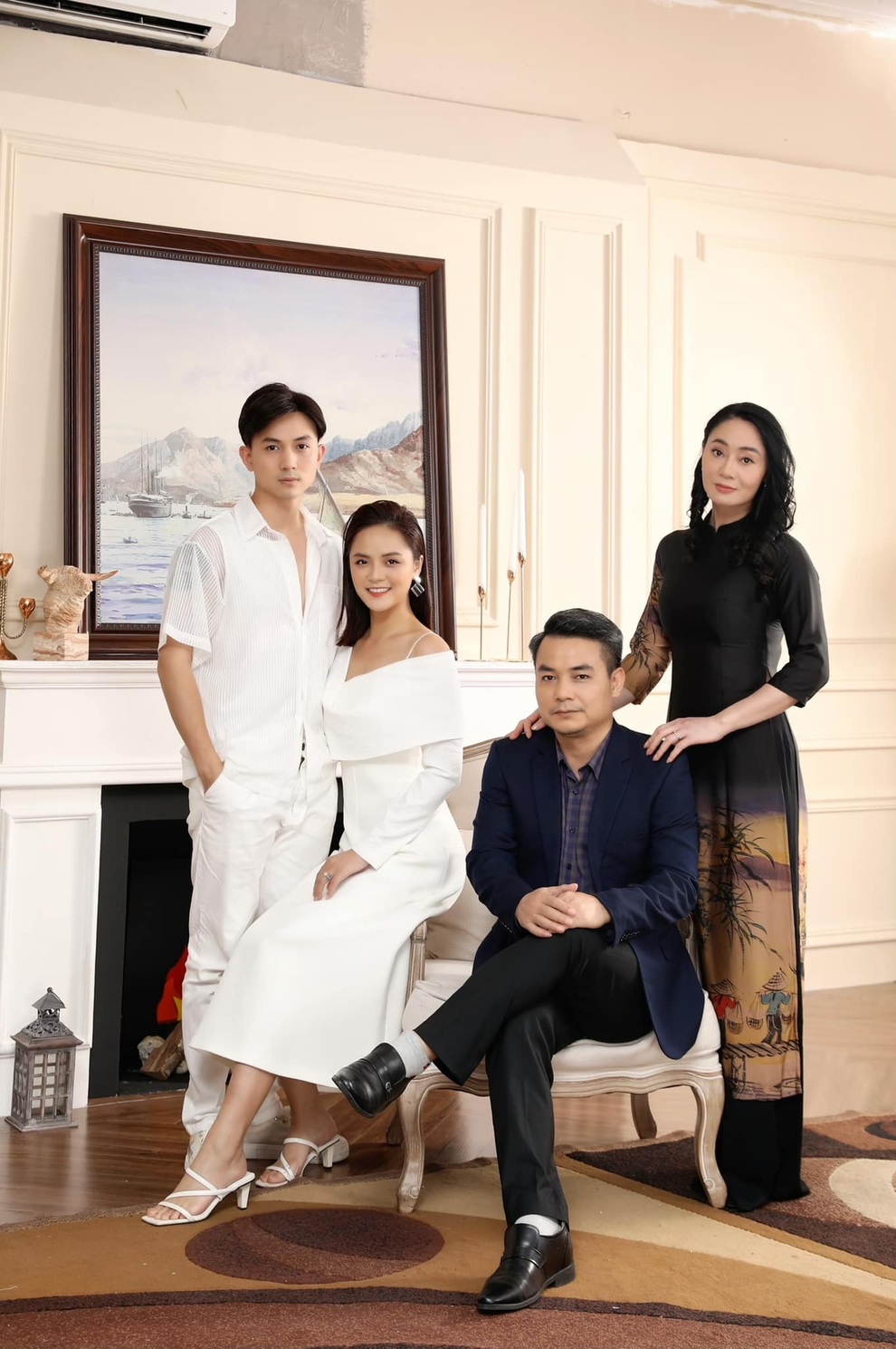 Nhặt sạn Hương vị tình thân: Long thiếu gia 3 năm dùng mãi một bộ chăn ga - 7 Nhặt sạn Hương vị tình thân: Long thiếu gia 3 năm dùng mãi một bộ chăn ga - 7