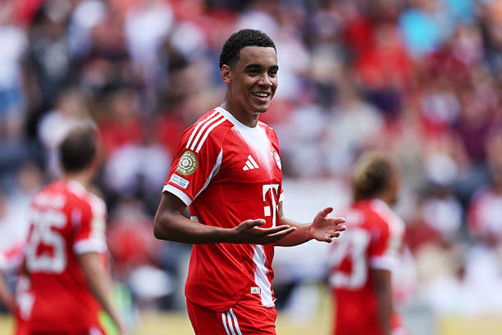 Bayern Munich lập kỷ lục khi thắng 10-0 tại FIFA Club World Cup - 2 Bayern Munich lập kỷ lục khi thắng 10-0 tại FIFA Club World Cup - 2