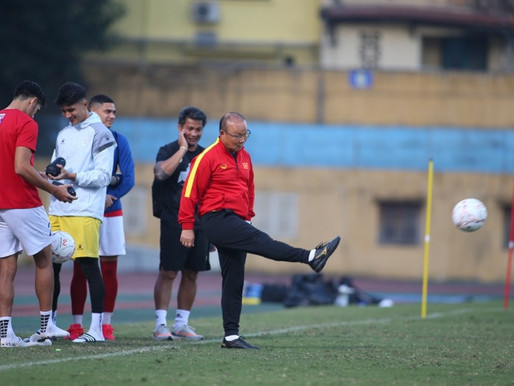 Đội tuyển Việt Nam hạ Philippines nhờ bàn thắng ở phút bù giờ - 4