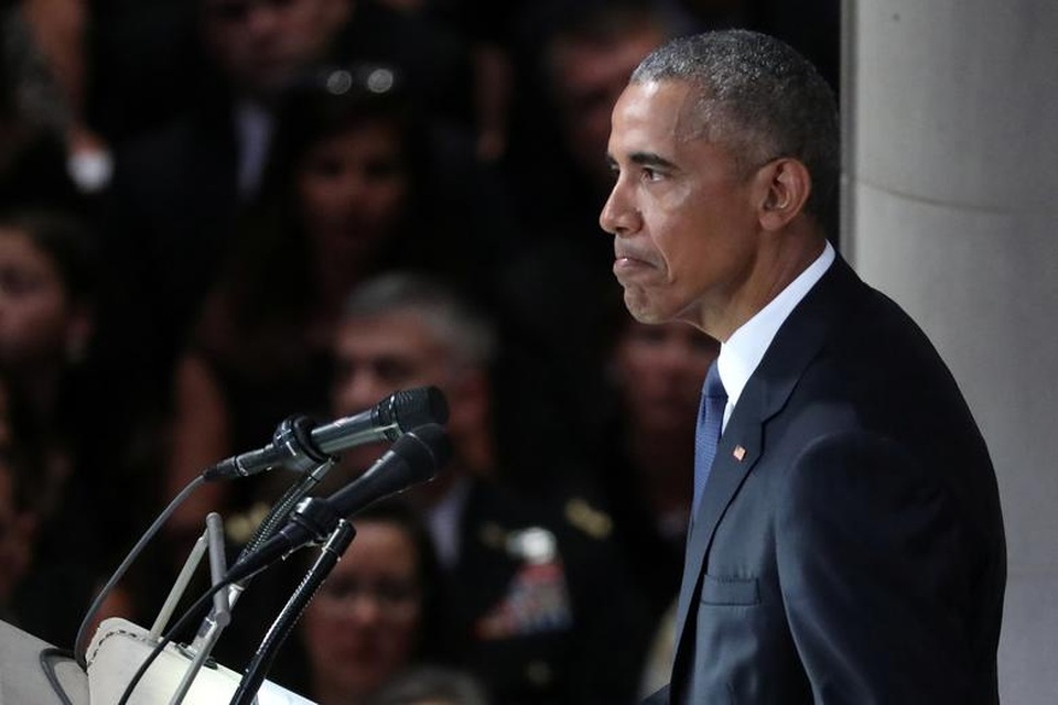 Cuộc sống “muôn màu” của ông Obama sau khi rời Nhà Trắng - 10 Cuộc sống “muôn màu” của ông Obama sau khi rời Nhà Trắng - 10