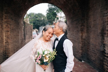 Ngưỡng mộ câu chuyện 65 năm một tình yêu của hai ông bà Nghệ An