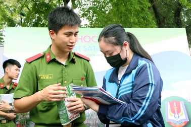 Lần đầu tiên Học viện Cảnh sát xét tuyển kết hợp theo chứng chỉ ngoại ngữ