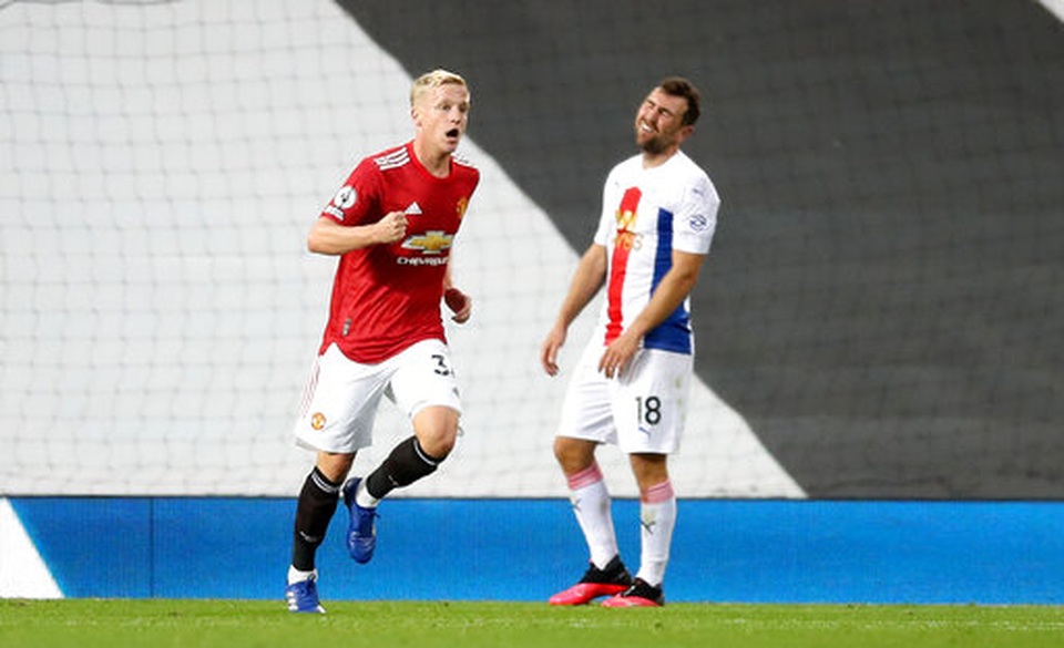 Man Utd 1-3 Crystal Palace: Điểm sáng nhỏ từ Van de Beek - 3 Man Utd 1-3 Crystal Palace: Điểm sáng nhỏ từ Van de Beek - 3