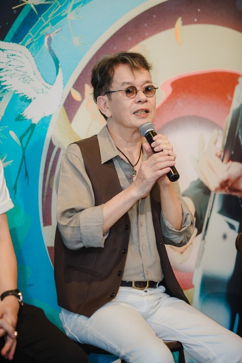 Nhạc sĩ Đức Huy làm liveshow ở tuổi 76: Tôi không muốn khoe hạnh phúc - 2 Nhạc sĩ Đức Huy làm liveshow ở tuổi 76: Tôi không muốn khoe hạnh phúc - 2