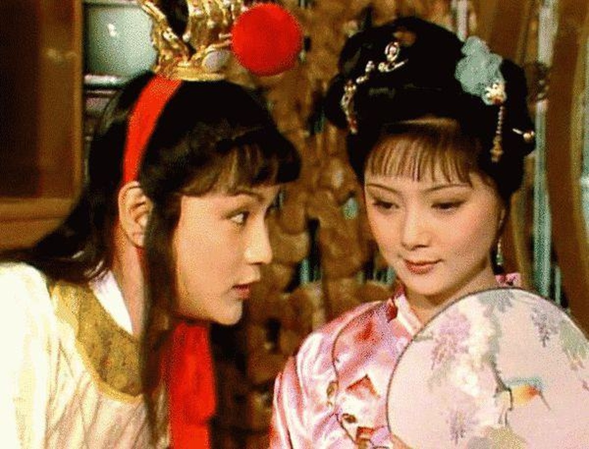 Tiết Bảo Thoa Trương Lợi: Tuổi U60 không chồng con nhưng trẻ đẹp rực rỡ - 2 Tiết Bảo Thoa Trương Lợi: Tuổi U60 không chồng con nhưng trẻ đẹp rực rỡ - 2