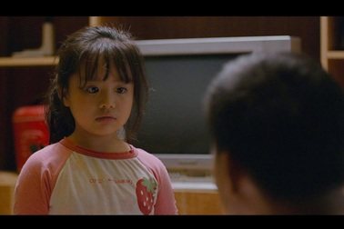 Mẹ của diễn viên nhí Phụng Nghi tiết lộ tính cách ngoài đời của bé