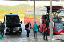 Tranh cãi khách Tây chê xe giường nằm Việt Nam là "trải nghiệm tồi tệ"