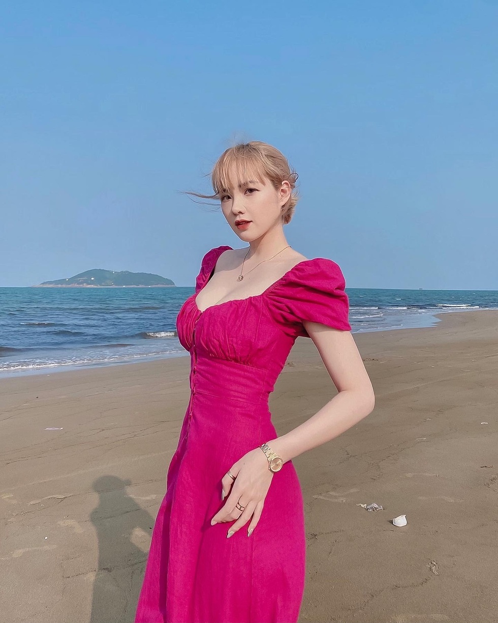Hot girl gợi cảm: Yêu không cần chu cấp, phớt lờ lời gạ gẫm ảnh khỏa thân - 5 Hot girl gợi cảm: Yêu không cần chu cấp, phớt lờ lời gạ gẫm ảnh khỏa thân - 5