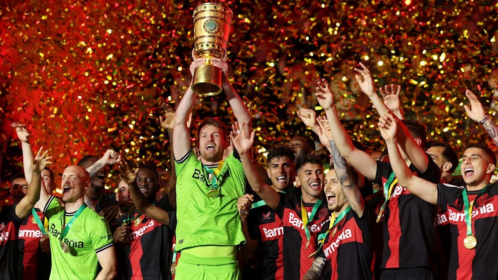 Chơi với 10 người, Bayer Leverkusen vẫn vô địch Cúp quốc gia Đức - 4